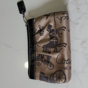 Coach signature horse and carriage pouch